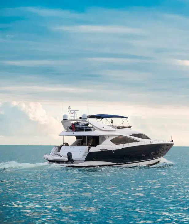 Yacht Charter